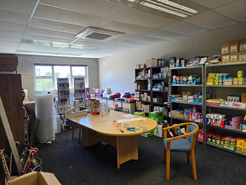 To Let commercial Property for Rent in Montague Gardens Western Cape